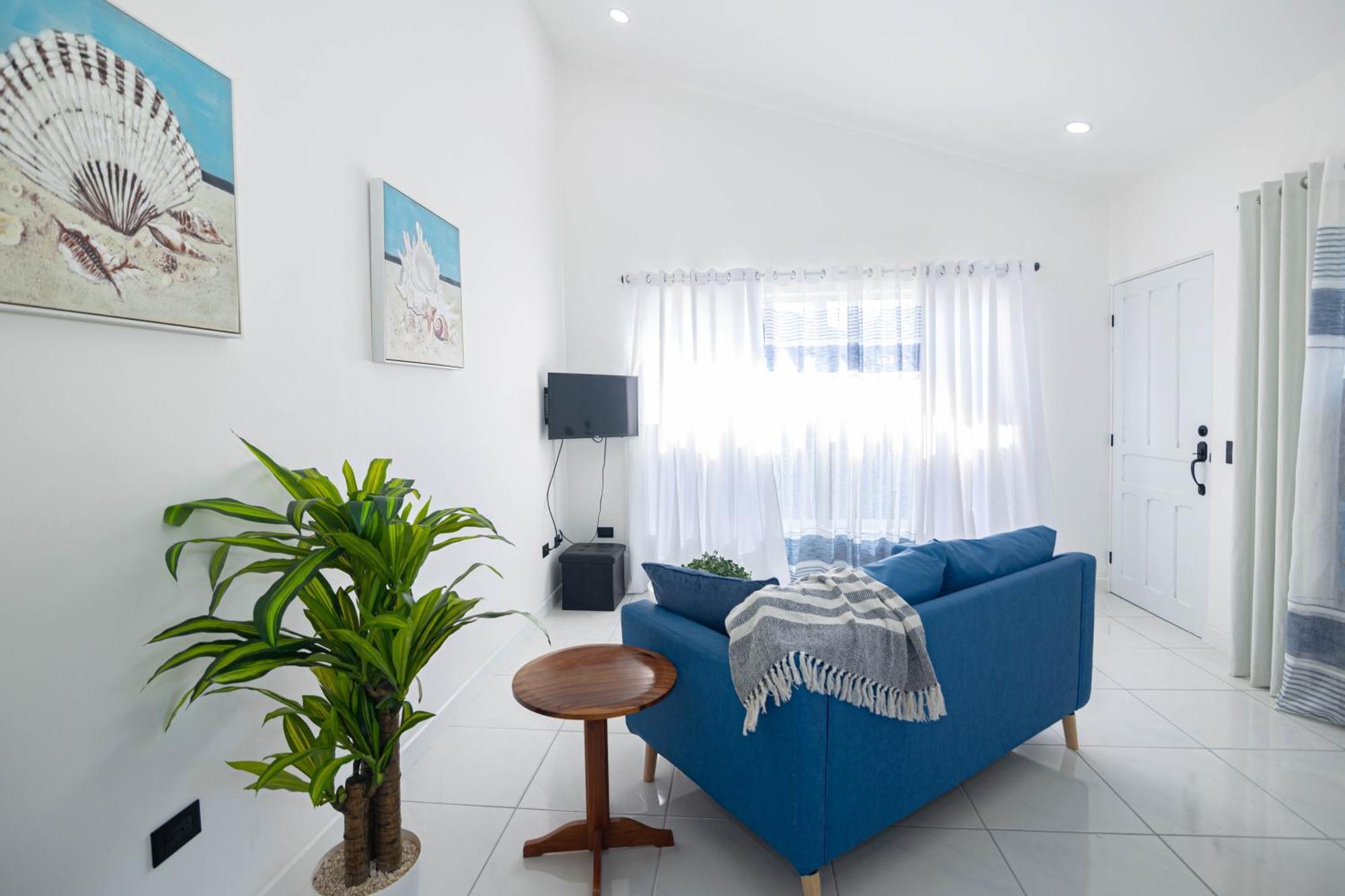 Apartamentos Cristal Quepos Exterior photo